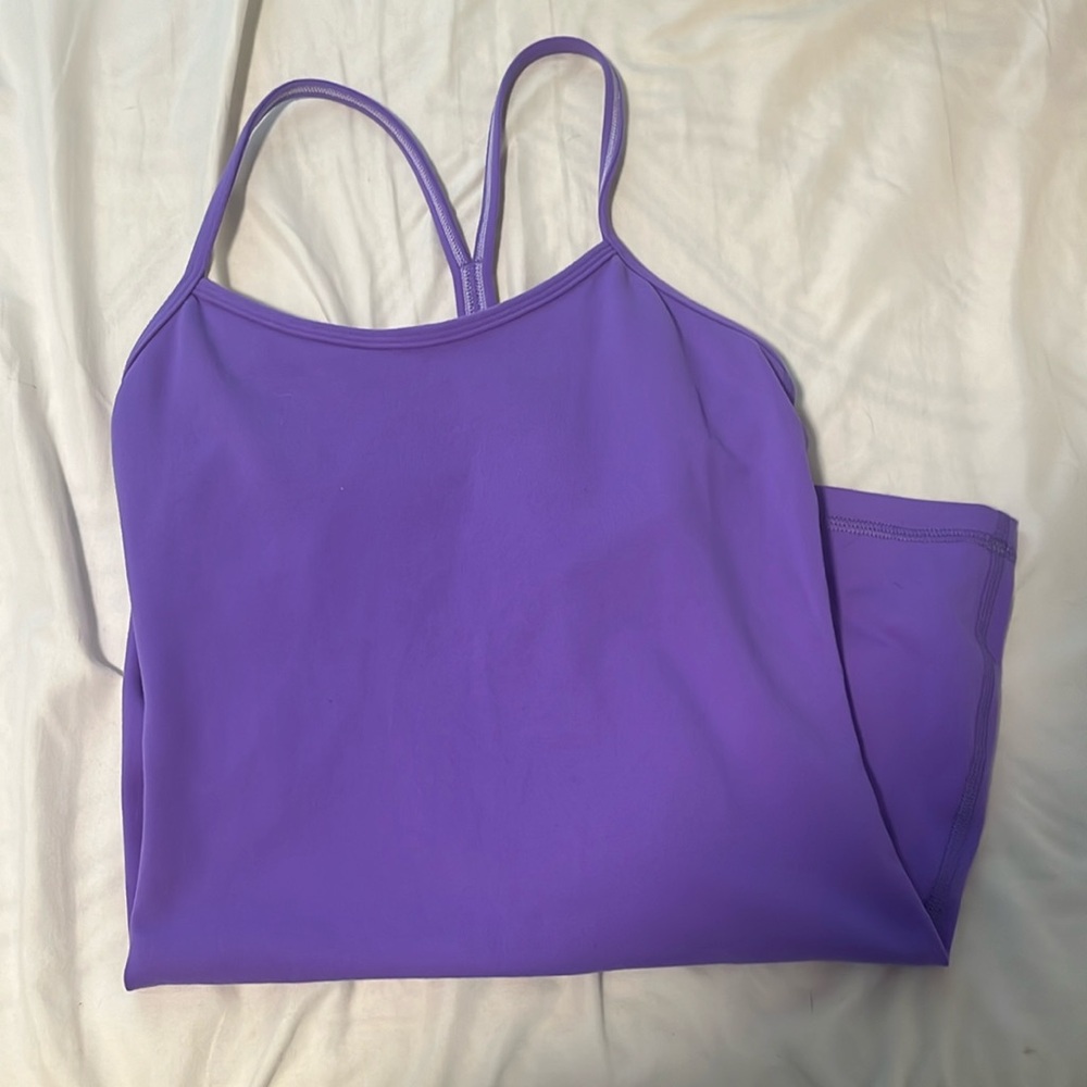 Lululemon purple Y tank!